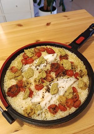Una foto de Gallineta con basmati y tomates cherry, fácil y rápido