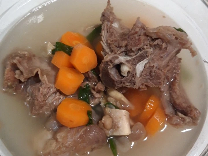 Cara Mudah Membikin Resep Sop tulang sapi yang  Bikin Ketagihan Anti Ribet, Uenak Banget