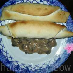 A picture of Chaparritas con salsa de champiñones.