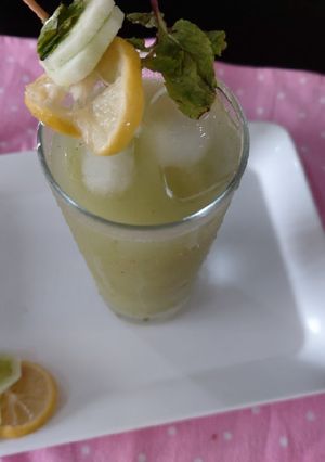 A picture of Cucumber mint drink refreshing and tasteful summer specially.