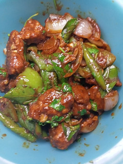 A picture of Chilli chicken.