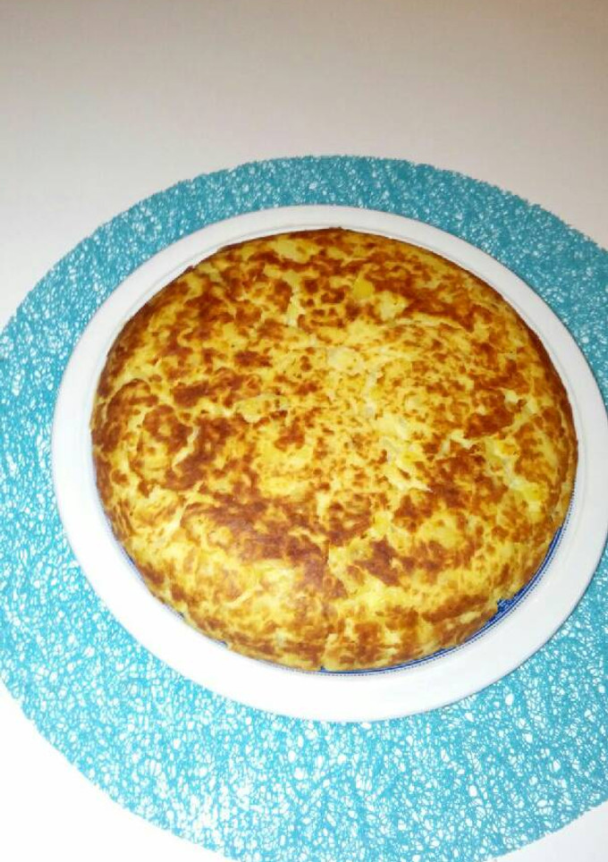Una foto de Tortilla de patatas cocida. Facilísima