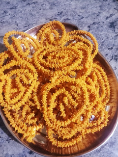 முறுக்கு (murukku Recipe in English) செய்முறை முக்கிய புகைப்படம்