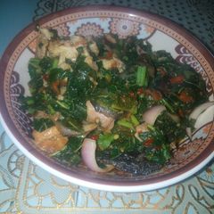 A picture of Fried spinach.