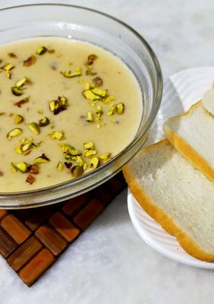 A picture of Leftover bread kheer /firni.