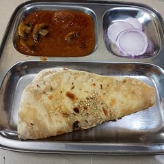 A picture of Mushroom masala.