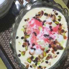 A picture of Ice cream delight.