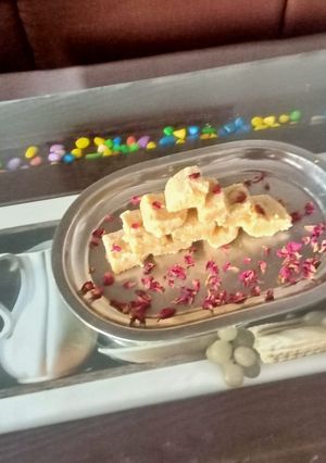 મલાઈ મેસુબ (Malai Mesub Recipe In Gujarati) રેસીપી મુખ્ય ફોટો