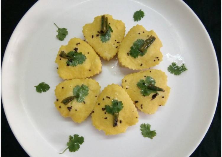 Step-by-Step Guide to Prepare Award-winning Muffin khaman