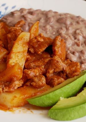 Una foto de Bistec con papas