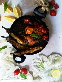 عکسی از دستور خورشت مرغ و بادمجان.