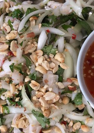 Hình của món Gỏi cá mai.