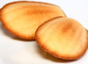 Mandulás madeleine recept fotója