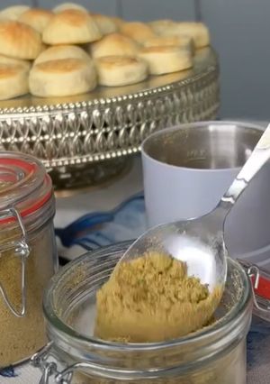 A picture of Cookies spices دقه بهار الكعك.