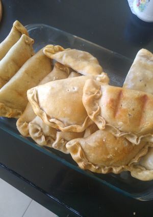 Una foto de Empanada de pino dulce