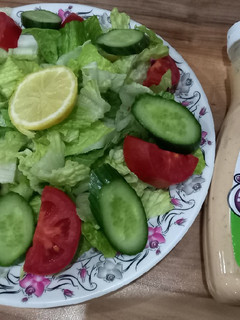 عکسی از دستور سالاد کاهو🥬🍅🥒🍋