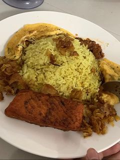 Foto resep Nasi Kuning (?) Bumbu Racik Ayam Goreng ga pake ayam 😁