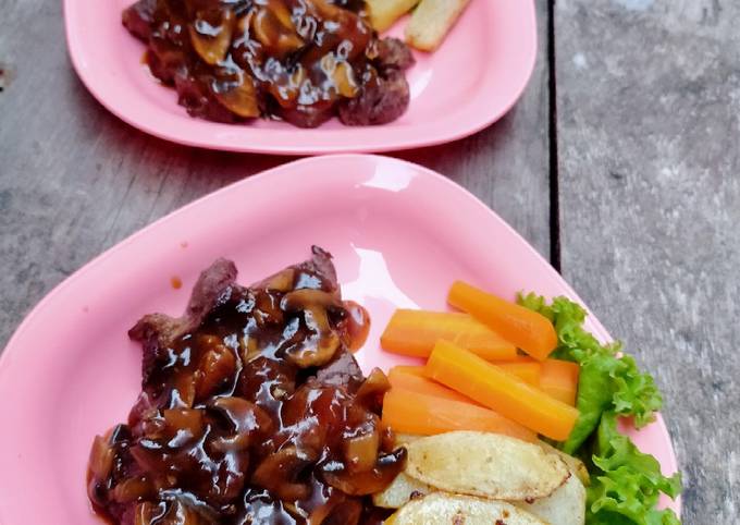 Resep Lamb Steak with Mushroom Sauce ala Dapoer Naysha yang Menggugah Selera