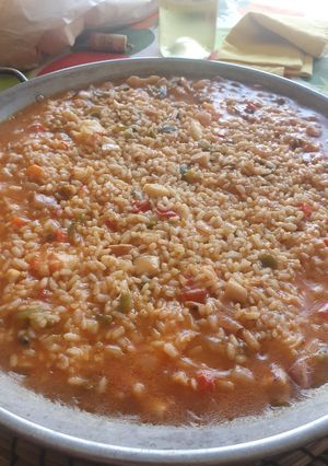 Una foto de Paella marinera del 'senyoret'