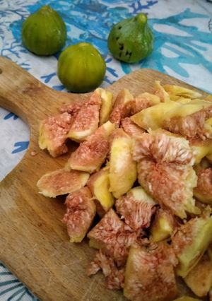 Foto di Marmellata fichi e cannella e mandorle