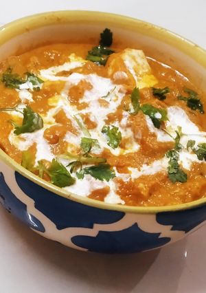A picture of Paneer butter masala.
