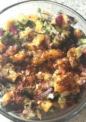 A picture of Mango and avocado Salad.
