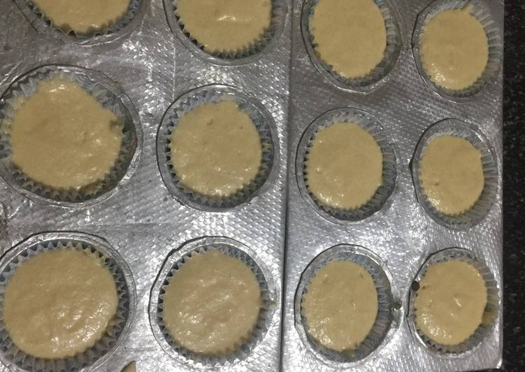 Recipe of Homemade Vanilla cup cakes