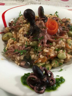 Una foto de Risotto moscardini e fabe