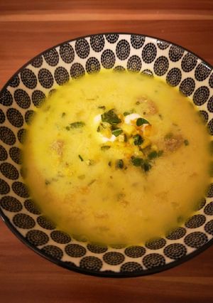 Persische Joghurtsuppe Rezepthauptbild