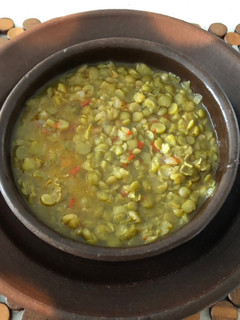 Una foto de Arvejas secas guisadas