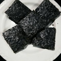 A picture of Black Sesame jaggery burfi.