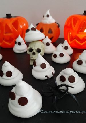 Une photo de Fantômes meringues d Halloween