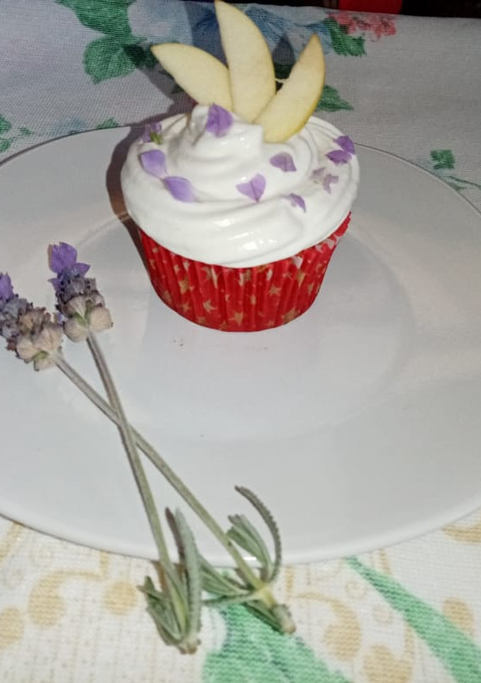 Una foto de Muffin de manzana y canela
