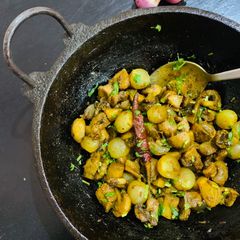 A picture of Mushroom Do Pyaaja.