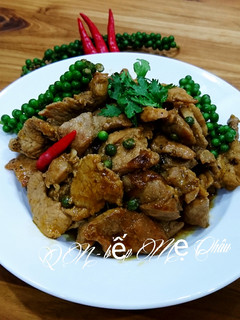 Hình của món Thịt nạc kho tiêu xanh.
