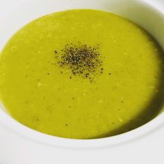 A picture of Green Peas Soup.