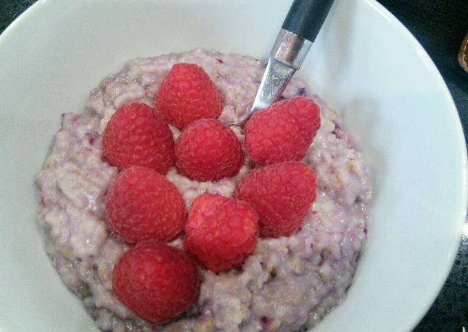 Steps to Prepare Homemade Berry Porridge