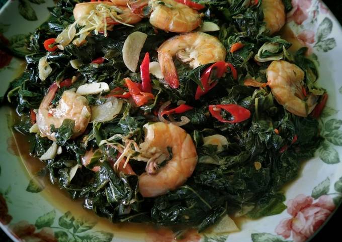 Resep Tumis Daun Singkong Udang oleh Pawon Mak Vira - Cookpad