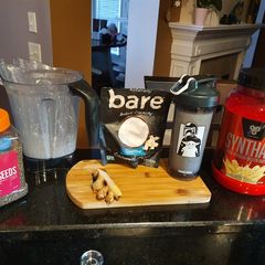 A picture of Ginger, Coconut smoothie.
