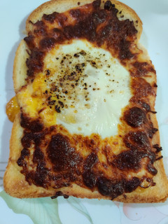 A picture of Mayak Toast (마약토스트).