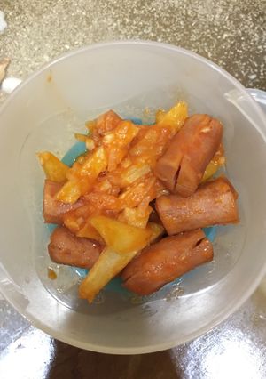 Foto resep 11. Sosis Kentang Asam Manis (MPASI 21bln)