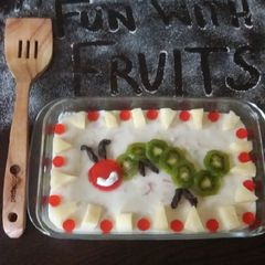 A picture of Fruit triffel.