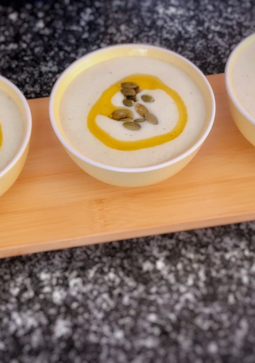 Una foto de Crema fría de pepino (en Thermomix)