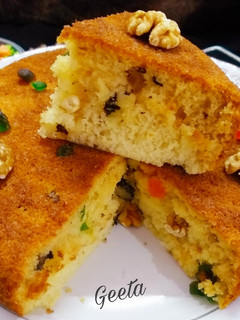 वॉलनट टूटी फ्रूटी कड़ाई केक (walnut tutti frutti kadai cake recipe in Hindi) रेसिपी मुख्य फोटो