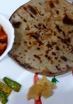 લીલી ડુંગળી અને ગાંઠિયાનું શાક(Lili dungli-ganthiya nu shak recipe in Gujarati) રેસીપી મુખ્ય ફોટો