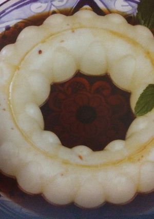 Una foto de Gelatina de almendra y tequila
