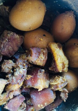 Hình của món Thịt kho hột vịt.