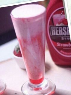 صورة لوصفة ميلك شيك الفروالة🍓