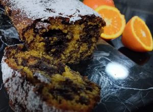 Una foto de Queque de Naranja y Chocolate sin huevos y leche