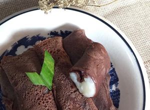 Foto resep Dadar Gulung Coklat isi Vla